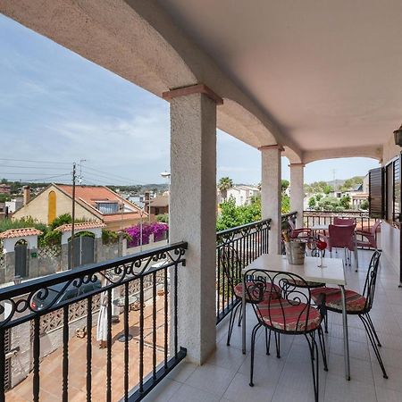 Villa Lilia Vilanova i la Geltrú Extérieur photo